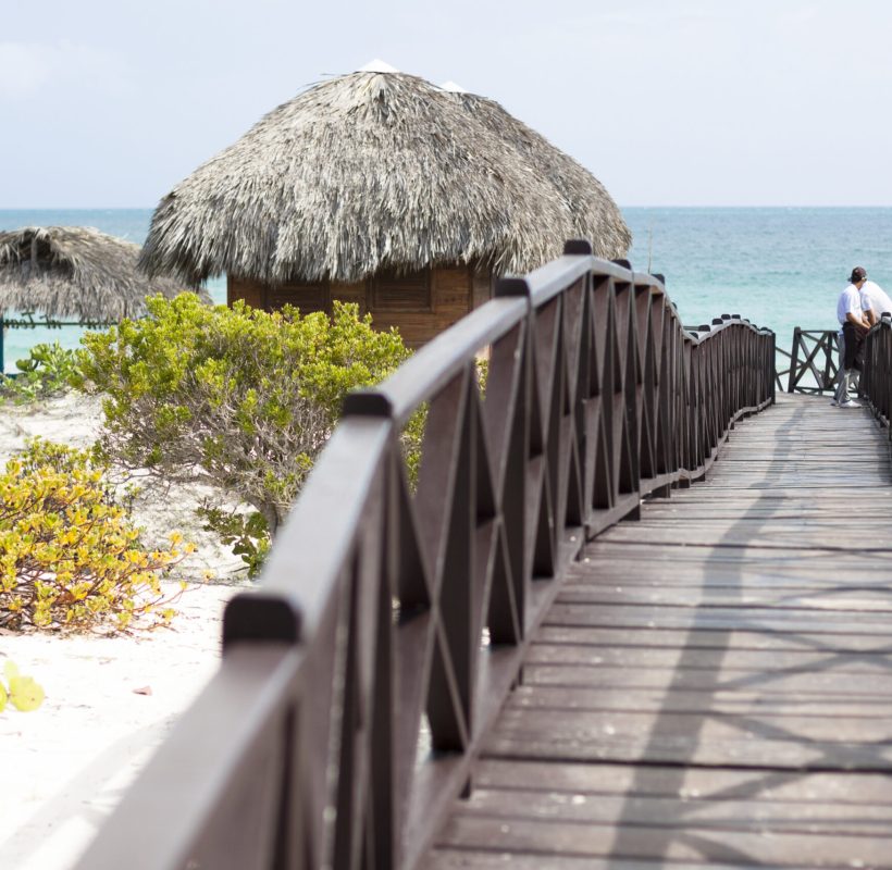 long-shot-wooden-foodbridge-leading-beach